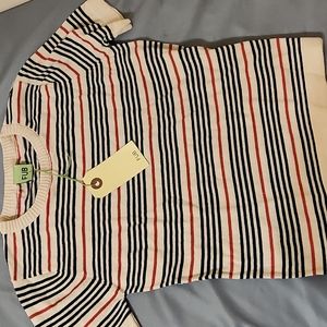 Soft striped short sleeves kids top.